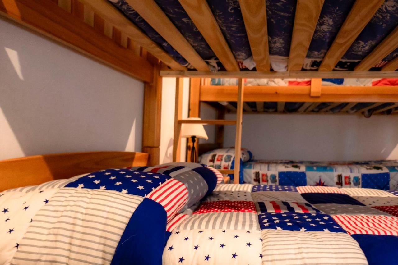 Lagar Del Chorro Junto Caminito Del Rey Piscina Y Baloncesto Daire Dış mekan fotoğraf